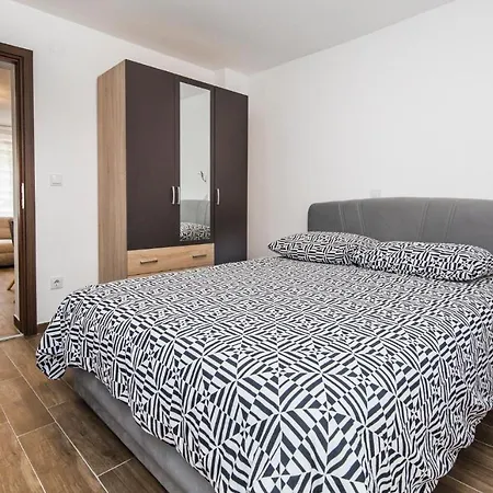 Mabele Apartment *