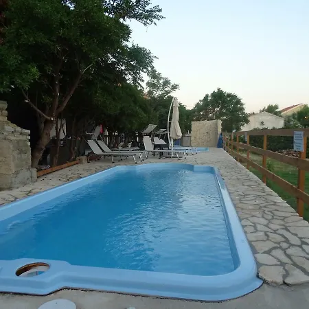 Mabele * Pag Town