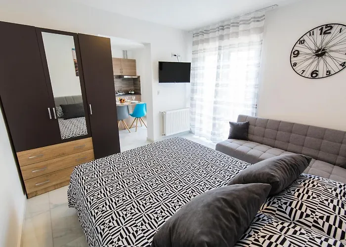 Mabele Апартаменты Паг