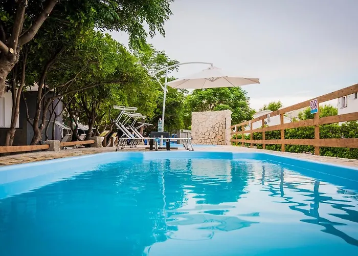 Mabele Апартаменты Паг