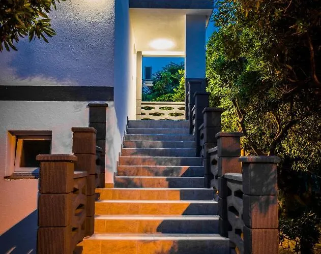 Mabele Апартаменты