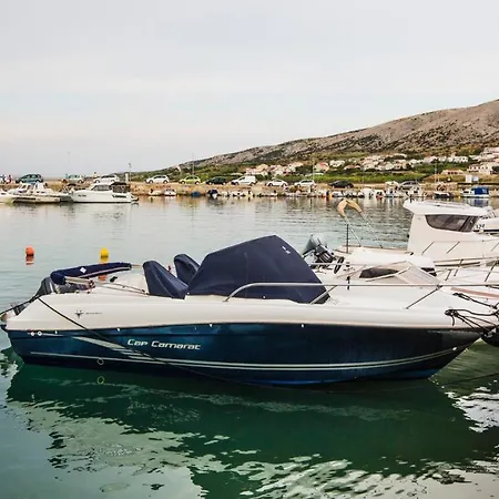 Mabele Apartamento Pag Town