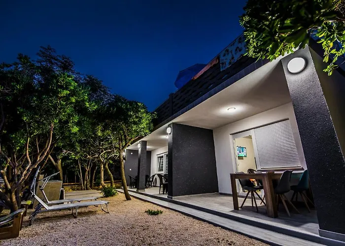 Lägenhet Mabele Pag Town