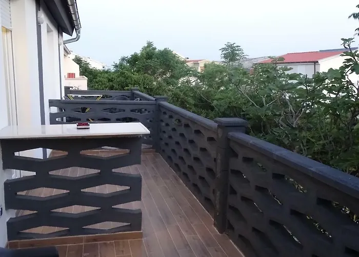 Lägenhet Mabele Pag Town